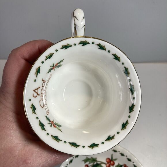 A Cup Of Christmas Tea Cup & Saucer Set Waldman House Tom Hegg Hanson Bone China - Picture 9 of 13